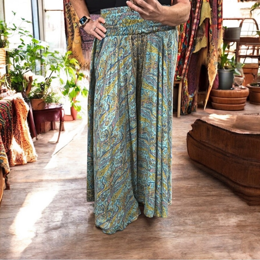 65 πΈ Colorful Paisley Super Wide leg pants 12-18β waist silk blend - Picture 2 of 3